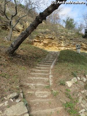 [P22] Spre prima platformă de belvedere de pe dealul Cetățuia.  » foto by tata123 🔱
 - 
<span class="allrVoted glyphicon glyphicon-heart hidden" id="av590576"></span>
<a class="m-l-10 hidden" id="sv590576" onclick="voting_Foto_DelVot(,590576,3623)" role="button">șterge vot <span class="glyphicon glyphicon-remove"></span></a>
<a id="v9590576" class=" c-red"  onclick="voting_Foto_SetVot(590576)" role="button"><span class="glyphicon glyphicon-heart-empty"></span> <b>LIKE</b> = Votează poza</a> <img class="hidden"  id="f590576W9" src="/imagini/loader.gif" border="0" /><span class="AjErrMes hidden" id="e590576ErM"></span>