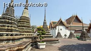 [P38] Complexul  Wat Pho » foto by elenaadina
 - 
<span class="allrVoted glyphicon glyphicon-heart hidden" id="av1550074"></span>
<a class="m-l-10 hidden" id="sv1550074" onclick="voting_Foto_DelVot(,1550074,3625)" role="button">șterge vot <span class="glyphicon glyphicon-remove"></span></a>
<a id="v91550074" class=" c-red"  onclick="voting_Foto_SetVot(1550074)" role="button"><span class="glyphicon glyphicon-heart-empty"></span> <b>LIKE</b> = Votează poza</a> <img class="hidden"  id="f1550074W9" src="/imagini/loader.gif" border="0" /><span class="AjErrMes hidden" id="e1550074ErM"></span>