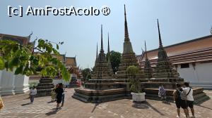 [P42] Complexul  Wat Pho » foto by elenaadina
 - 
<span class="allrVoted glyphicon glyphicon-heart hidden" id="av1550078"></span>
<a class="m-l-10 hidden" id="sv1550078" onclick="voting_Foto_DelVot(,1550078,3625)" role="button">șterge vot <span class="glyphicon glyphicon-remove"></span></a>
<a id="v91550078" class=" c-red"  onclick="voting_Foto_SetVot(1550078)" role="button"><span class="glyphicon glyphicon-heart-empty"></span> <b>LIKE</b> = Votează poza</a> <img class="hidden"  id="f1550078W9" src="/imagini/loader.gif" border="0" /><span class="AjErrMes hidden" id="e1550078ErM"></span>