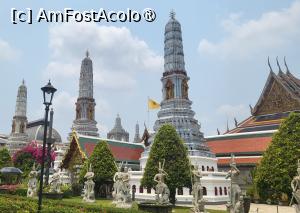 [P06] Fiecare are o culoare diferita si un nume specific, dedicat diferitelor concepte budiste: alb, pentru Buddha, albastru inchis pentru Dhamma, roz pentru ordinul calugarilor, verde pentru ordinul calugaritelor, gri pentru Buddha in incarnarilor anterioare, violet pentru monarhii puternici, rosu pentru Bodhisattva care dobandesc iluminarea, dar nu predica, galben pentru viitorul Buddha. » foto by geani anto
 - 
<span class="allrVoted glyphicon glyphicon-heart hidden" id="av1549761"></span>
<a class="m-l-10 hidden" id="sv1549761" onclick="voting_Foto_DelVot(,1549761,3625)" role="button">șterge vot <span class="glyphicon glyphicon-remove"></span></a>
<a id="v91549761" class=" c-red"  onclick="voting_Foto_SetVot(1549761)" role="button"><span class="glyphicon glyphicon-heart-empty"></span> <b>LIKE</b> = Votează poza</a> <img class="hidden"  id="f1549761W9" src="/imagini/loader.gif" border="0" /><span class="AjErrMes hidden" id="e1549761ErM"></span>