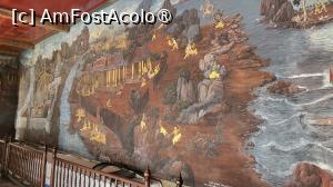 [P07] Am intrat in Galeria Ramakien, situata in jurul Templului lui Buddha de Smarald. Peretii galeriei sunt decorati cu picturi murale care infatiseaza scene din Ramakien, versiunea thailandeza a epopeii indiene Ramayana, a carei tema centrala este in esenta, triumful binelui asupra raului. » foto by geani anto
 - 
<span class="allrVoted glyphicon glyphicon-heart hidden" id="av1549762"></span>
<a class="m-l-10 hidden" id="sv1549762" onclick="voting_Foto_DelVot(,1549762,3625)" role="button">șterge vot <span class="glyphicon glyphicon-remove"></span></a>
<a id="v91549762" class=" c-red"  onclick="voting_Foto_SetVot(1549762)" role="button"><span class="glyphicon glyphicon-heart-empty"></span> <b>LIKE</b> = Votează poza</a> <img class="hidden"  id="f1549762W9" src="/imagini/loader.gif" border="0" /><span class="AjErrMes hidden" id="e1549762ErM"></span>