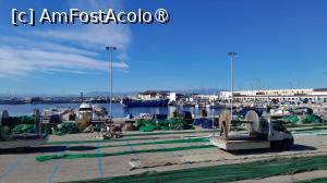 [P17] portul de pescuit Rosas, se vad cladirile administrative » foto by Yolanda
 - 
<span class="allrVoted glyphicon glyphicon-heart hidden" id="av1515984"></span>
<a class="m-l-10 hidden" id="sv1515984" onclick="voting_Foto_DelVot(,1515984,3651)" role="button">șterge vot <span class="glyphicon glyphicon-remove"></span></a>
<a id="v91515984" class=" c-red"  onclick="voting_Foto_SetVot(1515984)" role="button"><span class="glyphicon glyphicon-heart-empty"></span> <b>LIKE</b> = Votează poza</a> <img class="hidden"  id="f1515984W9" src="/imagini/loader.gif" border="0" /><span class="AjErrMes hidden" id="e1515984ErM"></span>