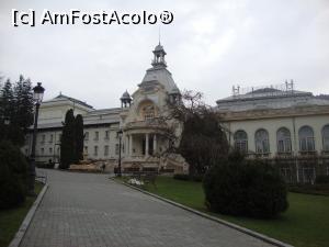 [P03] Admirăm silueta elegantă a Casinoului Sinaia.  » foto by Floryn81
 - 
<span class="allrVoted glyphicon glyphicon-heart hidden" id="av970346"></span>
<a class="m-l-10 hidden" id="sv970346" onclick="voting_Foto_DelVot(,970346,3677)" role="button">șterge vot <span class="glyphicon glyphicon-remove"></span></a>
<a id="v9970346" class=" c-red"  onclick="voting_Foto_SetVot(970346)" role="button"><span class="glyphicon glyphicon-heart-empty"></span> <b>LIKE</b> = Votează poza</a> <img class="hidden"  id="f970346W9" src="/imagini/loader.gif" border="0" /><span class="AjErrMes hidden" id="e970346ErM"></span>