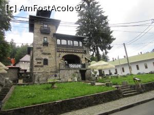 [P17] Casa cu farfurii » foto by Michi
 - 
<span class="allrVoted glyphicon glyphicon-heart hidden" id="av1102693"></span>
<a class="m-l-10 hidden" id="sv1102693" onclick="voting_Foto_DelVot(,1102693,3677)" role="button">șterge vot <span class="glyphicon glyphicon-remove"></span></a>
<a id="v91102693" class=" c-red"  onclick="voting_Foto_SetVot(1102693)" role="button"><span class="glyphicon glyphicon-heart-empty"></span> <b>LIKE</b> = Votează poza</a> <img class="hidden"  id="f1102693W9" src="/imagini/loader.gif" border="0" /><span class="AjErrMes hidden" id="e1102693ErM"></span>