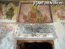 [P10] intrarea in vechea manastire » foto by catalinalupu
 - 
<span class="allrVoted glyphicon glyphicon-heart hidden" id="av176674"></span>
<a class="m-l-10 hidden" id="sv176674" onclick="voting_Foto_DelVot(,176674,3678)" role="button">șterge vot <span class="glyphicon glyphicon-remove"></span></a>
<a id="v9176674" class=" c-red"  onclick="voting_Foto_SetVot(176674)" role="button"><span class="glyphicon glyphicon-heart-empty"></span> <b>LIKE</b> = Votează poza</a> <img class="hidden"  id="f176674W9" src="/imagini/loader.gif" border="0" /><span class="AjErrMes hidden" id="e176674ErM"></span>