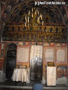 [P12] Altarul vechii manastiri... » foto by catalinalupu
 - 
<span class="allrVoted glyphicon glyphicon-heart hidden" id="av176676"></span>
<a class="m-l-10 hidden" id="sv176676" onclick="voting_Foto_DelVot(,176676,3678)" role="button">șterge vot <span class="glyphicon glyphicon-remove"></span></a>
<a id="v9176676" class=" c-red"  onclick="voting_Foto_SetVot(176676)" role="button"><span class="glyphicon glyphicon-heart-empty"></span> <b>LIKE</b> = Votează poza</a> <img class="hidden"  id="f176676W9" src="/imagini/loader.gif" border="0" /><span class="AjErrMes hidden" id="e176676ErM"></span>