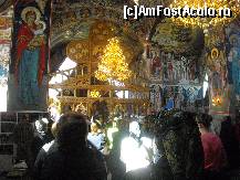 [P05] Interior biserica ...si multa lume la slujba, in timpul saptamanii...desi nu era nici o sarbatoare mare... » foto by catalinalupu
 - 
<span class="allrVoted glyphicon glyphicon-heart hidden" id="av176669"></span>
<a class="m-l-10 hidden" id="sv176669" onclick="voting_Foto_DelVot(,176669,3678)" role="button">șterge vot <span class="glyphicon glyphicon-remove"></span></a>
<a id="v9176669" class=" c-red"  onclick="voting_Foto_SetVot(176669)" role="button"><span class="glyphicon glyphicon-heart-empty"></span> <b>LIKE</b> = Votează poza</a> <img class="hidden"  id="f176669W9" src="/imagini/loader.gif" border="0" /><span class="AjErrMes hidden" id="e176669ErM"></span>
