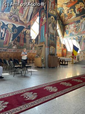 [P24] Predeal - Biserica Sf Imparati Constantin si Elena » foto by mishu
 - 
<span class="allrVoted glyphicon glyphicon-heart hidden" id="av1324368"></span>
<a class="m-l-10 hidden" id="sv1324368" onclick="voting_Foto_DelVot(,1324368,3678)" role="button">șterge vot <span class="glyphicon glyphicon-remove"></span></a>
<a id="v91324368" class=" c-red"  onclick="voting_Foto_SetVot(1324368)" role="button"><span class="glyphicon glyphicon-heart-empty"></span> <b>LIKE</b> = Votează poza</a> <img class="hidden"  id="f1324368W9" src="/imagini/loader.gif" border="0" /><span class="AjErrMes hidden" id="e1324368ErM"></span>