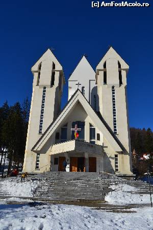 [P18] Biserica ortodoxa Sfintii Imparati Constantin si Elena » foto by DarkAng3L
 - 
<span class="allrVoted glyphicon glyphicon-heart hidden" id="av594600"></span>
<a class="m-l-10 hidden" id="sv594600" onclick="voting_Foto_DelVot(,594600,3678)" role="button">șterge vot <span class="glyphicon glyphicon-remove"></span></a>
<a id="v9594600" class=" c-red"  onclick="voting_Foto_SetVot(594600)" role="button"><span class="glyphicon glyphicon-heart-empty"></span> <b>LIKE</b> = Votează poza</a> <img class="hidden"  id="f594600W9" src="/imagini/loader.gif" border="0" /><span class="AjErrMes hidden" id="e594600ErM"></span>