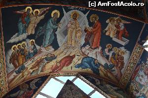 [P27] picturi din interiorul Bisericii Sfintii Imparati Constantin si Elena » foto by DarkAng3L
 - 
<span class="allrVoted glyphicon glyphicon-heart hidden" id="av594609"></span>
<a class="m-l-10 hidden" id="sv594609" onclick="voting_Foto_DelVot(,594609,3678)" role="button">șterge vot <span class="glyphicon glyphicon-remove"></span></a>
<a id="v9594609" class=" c-red"  onclick="voting_Foto_SetVot(594609)" role="button"><span class="glyphicon glyphicon-heart-empty"></span> <b>LIKE</b> = Votează poza</a> <img class="hidden"  id="f594609W9" src="/imagini/loader.gif" border="0" /><span class="AjErrMes hidden" id="e594609ErM"></span>