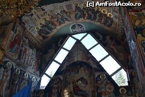[P28] picturi din interiorul Bisericii Sfintii Imparati Constantin si Elena » foto by DarkAng3L
 - 
<span class="allrVoted glyphicon glyphicon-heart hidden" id="av594610"></span>
<a class="m-l-10 hidden" id="sv594610" onclick="voting_Foto_DelVot(,594610,3678)" role="button">șterge vot <span class="glyphicon glyphicon-remove"></span></a>
<a id="v9594610" class=" c-red"  onclick="voting_Foto_SetVot(594610)" role="button"><span class="glyphicon glyphicon-heart-empty"></span> <b>LIKE</b> = Votează poza</a> <img class="hidden"  id="f594610W9" src="/imagini/loader.gif" border="0" /><span class="AjErrMes hidden" id="e594610ErM"></span>