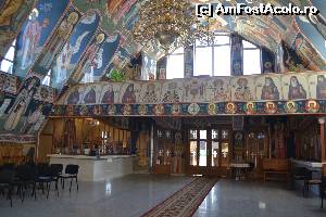 [P29] interiorul Bisericii Sfintii Imparati Constantin si Elena » foto by DarkAng3L
 - 
<span class="allrVoted glyphicon glyphicon-heart hidden" id="av594611"></span>
<a class="m-l-10 hidden" id="sv594611" onclick="voting_Foto_DelVot(,594611,3678)" role="button">șterge vot <span class="glyphicon glyphicon-remove"></span></a>
<a id="v9594611" class=" c-red"  onclick="voting_Foto_SetVot(594611)" role="button"><span class="glyphicon glyphicon-heart-empty"></span> <b>LIKE</b> = Votează poza</a> <img class="hidden"  id="f594611W9" src="/imagini/loader.gif" border="0" /><span class="AjErrMes hidden" id="e594611ErM"></span>