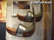 [P30] am inceput vizita in fabrica. la inceput, o expozitie de saboti : acestia sunt orientali » foto by a.sr*
 - 
<span class="allrVoted glyphicon glyphicon-heart hidden" id="av271717"></span>
<a class="m-l-10 hidden" id="sv271717" onclick="voting_Foto_DelVot(,271717,3710)" role="button">șterge vot <span class="glyphicon glyphicon-remove"></span></a>
<a id="v9271717" class=" c-red"  onclick="voting_Foto_SetVot(271717)" role="button"><span class="glyphicon glyphicon-heart-empty"></span> <b>LIKE</b> = Votează poza</a> <img class="hidden"  id="f271717W9" src="/imagini/loader.gif" border="0" /><span class="AjErrMes hidden" id="e271717ErM"></span>