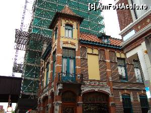 [P18] NIEWE Torren imbracat in rochie verde cu fiare, in spatele unei brutarii vechi » foto by mireille
 - 
<span class="allrVoted glyphicon glyphicon-heart hidden" id="av422890"></span>
<a class="m-l-10 hidden" id="sv422890" onclick="voting_Foto_DelVot(,422890,3710)" role="button">șterge vot <span class="glyphicon glyphicon-remove"></span></a>
<a id="v9422890" class=" c-red"  onclick="voting_Foto_SetVot(422890)" role="button"><span class="glyphicon glyphicon-heart-empty"></span> <b>LIKE</b> = Votează poza</a> <img class="hidden"  id="f422890W9" src="/imagini/loader.gif" border="0" /><span class="AjErrMes hidden" id="e422890ErM"></span>