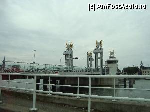 [P02] Kampen -podul modern de pe raul isjeel, o structura moderna cu o lungime de 400 m - » foto by mireille
 - 
<span class="allrVoted glyphicon glyphicon-heart hidden" id="av422874"></span>
<a class="m-l-10 hidden" id="sv422874" onclick="voting_Foto_DelVot(,422874,3710)" role="button">șterge vot <span class="glyphicon glyphicon-remove"></span></a>
<a id="v9422874" class=" c-red"  onclick="voting_Foto_SetVot(422874)" role="button"><span class="glyphicon glyphicon-heart-empty"></span> <b>LIKE</b> = Votează poza</a> <img class="hidden"  id="f422874W9" src="/imagini/loader.gif" border="0" /><span class="AjErrMes hidden" id="e422874ErM"></span>