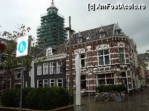 [P44] Turnul cu domul sub forma de ceapa scobita se vede in fundal » foto by mireille
 - 
<span class="allrVoted glyphicon glyphicon-heart hidden" id="av422916"></span>
<a class="m-l-10 hidden" id="sv422916" onclick="voting_Foto_DelVot(,422916,3710)" role="button">șterge vot <span class="glyphicon glyphicon-remove"></span></a>
<a id="v9422916" class=" c-red"  onclick="voting_Foto_SetVot(422916)" role="button"><span class="glyphicon glyphicon-heart-empty"></span> <b>LIKE</b> = Votează poza</a> <img class="hidden"  id="f422916W9" src="/imagini/loader.gif" border="0" /><span class="AjErrMes hidden" id="e422916ErM"></span>