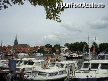 [P03] Port maritim de agrement -vasele olandezilor in weekend » foto by mireille
 - 
<span class="allrVoted glyphicon glyphicon-heart hidden" id="av448714"></span>
<a class="m-l-10 hidden" id="sv448714" onclick="voting_Foto_DelVot(,448714,3710)" role="button">șterge vot <span class="glyphicon glyphicon-remove"></span></a>
<a id="v9448714" class=" c-red"  onclick="voting_Foto_SetVot(448714)" role="button"><span class="glyphicon glyphicon-heart-empty"></span> <b>LIKE</b> = Votează poza</a> <img class="hidden"  id="f448714W9" src="/imagini/loader.gif" border="0" /><span class="AjErrMes hidden" id="e448714ErM"></span>