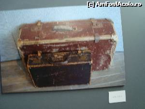 [P29] Expozitie artistica in Biserica Martini -mi-au placut valizele retro » foto by mireille
 - 
<span class="allrVoted glyphicon glyphicon-heart hidden" id="av678635"></span>
<a class="m-l-10 hidden" id="sv678635" onclick="voting_Foto_DelVot(,678635,3710)" role="button">șterge vot <span class="glyphicon glyphicon-remove"></span></a>
<a id="v9678635" class=" c-red"  onclick="voting_Foto_SetVot(678635)" role="button"><span class="glyphicon glyphicon-heart-empty"></span> <b>LIKE</b> = Votează poza</a> <img class="hidden"  id="f678635W9" src="/imagini/loader.gif" border="0" /><span class="AjErrMes hidden" id="e678635ErM"></span>