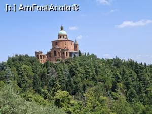 [P41] Santuario della Madonna di San Luca văzut din punctul belvedere » foto by Carmen Ion
 - 
<span class="allrVoted glyphicon glyphicon-heart hidden" id="av1539029"></span>
<a class="m-l-10 hidden" id="sv1539029" onclick="voting_Foto_DelVot(,1539029,3721)" role="button">șterge vot <span class="glyphicon glyphicon-remove"></span></a>
<a id="v91539029" class=" c-red"  onclick="voting_Foto_SetVot(1539029)" role="button"><span class="glyphicon glyphicon-heart-empty"></span> <b>LIKE</b> = Votează poza</a> <img class="hidden"  id="f1539029W9" src="/imagini/loader.gif" border="0" /><span class="AjErrMes hidden" id="e1539029ErM"></span>