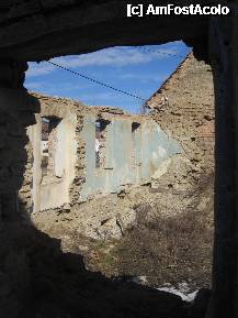 [P34] Iata si una dintre casele darapanate de vis-a-vis, de unde se pot obtine imagini bune cu biserica si cetatea » foto by dorgo
 - 
<span class="allrVoted glyphicon glyphicon-heart hidden" id="av199544"></span>
<a class="m-l-10 hidden" id="sv199544" onclick="voting_Foto_DelVot(,199544,3750)" role="button">șterge vot <span class="glyphicon glyphicon-remove"></span></a>
<a id="v9199544" class=" c-red"  onclick="voting_Foto_SetVot(199544)" role="button"><span class="glyphicon glyphicon-heart-empty"></span> <b>LIKE</b> = Votează poza</a> <img class="hidden"  id="f199544W9" src="/imagini/loader.gif" border="0" /><span class="AjErrMes hidden" id="e199544ErM"></span>