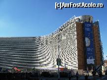 [P16] Cladirea Comisiilor Europene-Bruxelles » foto by Ricone
 - 
<span class="allrVoted glyphicon glyphicon-heart hidden" id="av363539"></span>
<a class="m-l-10 hidden" id="sv363539" onclick="voting_Foto_DelVot(,363539,3768)" role="button">șterge vot <span class="glyphicon glyphicon-remove"></span></a>
<a id="v9363539" class=" c-red"  onclick="voting_Foto_SetVot(363539)" role="button"><span class="glyphicon glyphicon-heart-empty"></span> <b>LIKE</b> = Votează poza</a> <img class="hidden"  id="f363539W9" src="/imagini/loader.gif" border="0" /><span class="AjErrMes hidden" id="e363539ErM"></span>