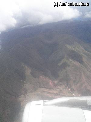 [P49] o ultima privire aruncata din avion, asupra minunatilor munti, in care salajuieste orasul pierdut al incasilor » foto by grecudoina
 - 
<span class="allrVoted glyphicon glyphicon-heart hidden" id="av399838"></span>
<a class="m-l-10 hidden" id="sv399838" onclick="voting_Foto_DelVot(,399838,3773)" role="button">șterge vot <span class="glyphicon glyphicon-remove"></span></a>
<a id="v9399838" class=" c-red"  onclick="voting_Foto_SetVot(399838)" role="button"><span class="glyphicon glyphicon-heart-empty"></span> <b>LIKE</b> = Votează poza</a> <img class="hidden"  id="f399838W9" src="/imagini/loader.gif" border="0" /><span class="AjErrMes hidden" id="e399838ErM"></span>