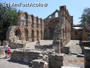 [P08] Nessebar - orașul vechi. Biserica Sf. Sofia.  » foto by iulianic
 - 
<span class="allrVoted glyphicon glyphicon-heart hidden" id="av974454"></span>
<a class="m-l-10 hidden" id="sv974454" onclick="voting_Foto_DelVot(,974454,3774)" role="button">șterge vot <span class="glyphicon glyphicon-remove"></span></a>
<a id="v9974454" class=" c-red"  onclick="voting_Foto_SetVot(974454)" role="button"><span class="glyphicon glyphicon-heart-empty"></span> <b>LIKE</b> = Votează poza</a> <img class="hidden"  id="f974454W9" src="/imagini/loader.gif" border="0" /><span class="AjErrMes hidden" id="e974454ErM"></span>