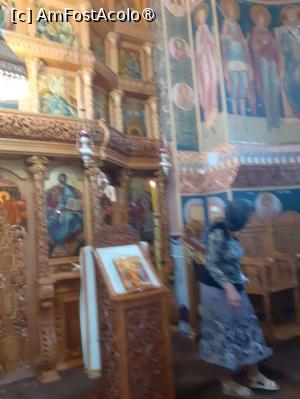 [P14] Manastirea Vlădiceni, interior bisericăSf. Evanghelist Ioan » foto by Michi
 - 
<span class="allrVoted glyphicon glyphicon-heart hidden" id="av1411910"></span>
<a class="m-l-10 hidden" id="sv1411910" onclick="voting_Foto_DelVot(,1411910,3780)" role="button">șterge vot <span class="glyphicon glyphicon-remove"></span></a>
<a id="v91411910" class=" c-red"  onclick="voting_Foto_SetVot(1411910)" role="button"><span class="glyphicon glyphicon-heart-empty"></span> <b>LIKE</b> = Votează poza</a> <img class="hidden"  id="f1411910W9" src="/imagini/loader.gif" border="0" /><span class="AjErrMes hidden" id="e1411910ErM"></span>