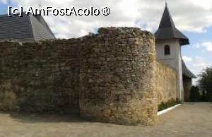 [P21] Manastirea Had&acirc;mbu, zid de incintă fortificat » foto by Michi
 - 
<span class="allrVoted glyphicon glyphicon-heart hidden" id="av1411917"></span>
<a class="m-l-10 hidden" id="sv1411917" onclick="voting_Foto_DelVot(,1411917,3780)" role="button">șterge vot <span class="glyphicon glyphicon-remove"></span></a>
<a id="v91411917" class=" c-red"  onclick="voting_Foto_SetVot(1411917)" role="button"><span class="glyphicon glyphicon-heart-empty"></span> <b>LIKE</b> = Votează poza</a> <img class="hidden"  id="f1411917W9" src="/imagini/loader.gif" border="0" /><span class="AjErrMes hidden" id="e1411917ErM"></span>