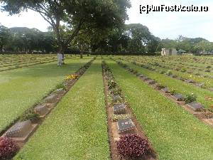 [P01] cimitirul din Kanchanaburi extrem de ingrijit » foto by robert
 - 
<span class="allrVoted glyphicon glyphicon-heart hidden" id="av587045"></span>
<a class="m-l-10 hidden" id="sv587045" onclick="voting_Foto_DelVot(,587045,3802)" role="button">șterge vot <span class="glyphicon glyphicon-remove"></span></a>
<a id="v9587045" class=" c-red"  onclick="voting_Foto_SetVot(587045)" role="button"><span class="glyphicon glyphicon-heart-empty"></span> <b>LIKE</b> = Votează poza</a> <img class="hidden"  id="f587045W9" src="/imagini/loader.gif" border="0" /><span class="AjErrMes hidden" id="e587045ErM"></span>