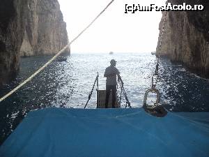 [P15] Suntem in pestera, e intuneric, noi suntem optimisti, incepem sa cautam luminita de la capatul tunelului, unde este... na, ca-i taman in spatele nostru.  » foto by mogly
 - 
<span class="allrVoted glyphicon glyphicon-heart hidden" id="av703581"></span>
<a class="m-l-10 hidden" id="sv703581" onclick="voting_Foto_DelVot(,703581,3807)" role="button">șterge vot <span class="glyphicon glyphicon-remove"></span></a>
<a id="v9703581" class=" c-red"  onclick="voting_Foto_SetVot(703581)" role="button"><span class="glyphicon glyphicon-heart-empty"></span> <b>LIKE</b> = Votează poza</a> <img class="hidden"  id="f703581W9" src="/imagini/loader.gif" border="0" /><span class="AjErrMes hidden" id="e703581ErM"></span>