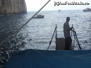 [P16] Un prieten bun a vazut fotografiile si mi-a pus o intrebare simpla: cum intoarce vaporul in pestera? Raspuns: nu intoarce ca nu are loc, pur si simplu intra cu fata atat cat incape si apoi da inapoi cu spatele pe unde a intrat.  » foto by mogly
 - 
<span class="allrVoted glyphicon glyphicon-heart hidden" id="av703582"></span>
<a class="m-l-10 hidden" id="sv703582" onclick="voting_Foto_DelVot(,703582,3807)" role="button">șterge vot <span class="glyphicon glyphicon-remove"></span></a>
<a id="v9703582" class=" c-red"  onclick="voting_Foto_SetVot(703582)" role="button"><span class="glyphicon glyphicon-heart-empty"></span> <b>LIKE</b> = Votează poza</a> <img class="hidden"  id="f703582W9" src="/imagini/loader.gif" border="0" /><span class="AjErrMes hidden" id="e703582ErM"></span>