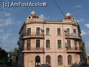 [P28] Cladire veche pe strazile Constantei.  » foto by tata123 🔱
 - 
<span class="allrVoted glyphicon glyphicon-heart hidden" id="av726206"></span>
<a class="m-l-10 hidden" id="sv726206" onclick="voting_Foto_DelVot(,726206,3820)" role="button">șterge vot <span class="glyphicon glyphicon-remove"></span></a>
<a id="v9726206" class=" c-red"  onclick="voting_Foto_SetVot(726206)" role="button"><span class="glyphicon glyphicon-heart-empty"></span> <b>LIKE</b> = Votează poza</a> <img class="hidden"  id="f726206W9" src="/imagini/loader.gif" border="0" /><span class="AjErrMes hidden" id="e726206ErM"></span>