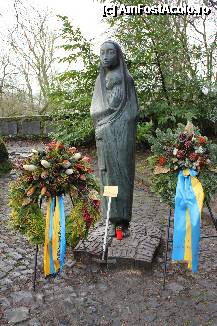 [P14] statuia Fecioarei Maria cu pruncul din curtea castelului » foto by noriega
 - 
<span class="allrVoted glyphicon glyphicon-heart hidden" id="av290042"></span>
<a class="m-l-10 hidden" id="sv290042" onclick="voting_Foto_DelVot(,290042,3827)" role="button">șterge vot <span class="glyphicon glyphicon-remove"></span></a>
<a id="v9290042" class=" c-red"  onclick="voting_Foto_SetVot(290042)" role="button"><span class="glyphicon glyphicon-heart-empty"></span> <b>LIKE</b> = Votează poza</a> <img class="hidden"  id="f290042W9" src="/imagini/loader.gif" border="0" /><span class="AjErrMes hidden" id="e290042ErM"></span>