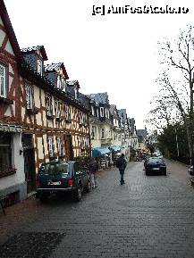 [P15] straduta ce duce dinspre centru spre oras » foto by noriega
 - 
<span class="allrVoted glyphicon glyphicon-heart hidden" id="av290043"></span>
<a class="m-l-10 hidden" id="sv290043" onclick="voting_Foto_DelVot(,290043,3827)" role="button">șterge vot <span class="glyphicon glyphicon-remove"></span></a>
<a id="v9290043" class=" c-red"  onclick="voting_Foto_SetVot(290043)" role="button"><span class="glyphicon glyphicon-heart-empty"></span> <b>LIKE</b> = Votează poza</a> <img class="hidden"  id="f290043W9" src="/imagini/loader.gif" border="0" /><span class="AjErrMes hidden" id="e290043ErM"></span>