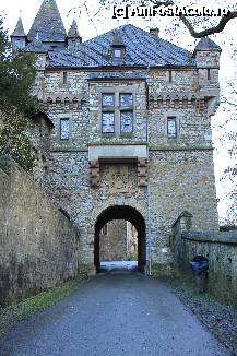 [P09] intrarea in castel » foto by noriega
 - 
<span class="allrVoted glyphicon glyphicon-heart hidden" id="av290037"></span>
<a class="m-l-10 hidden" id="sv290037" onclick="voting_Foto_DelVot(,290037,3827)" role="button">șterge vot <span class="glyphicon glyphicon-remove"></span></a>
<a id="v9290037" class=" c-red"  onclick="voting_Foto_SetVot(290037)" role="button"><span class="glyphicon glyphicon-heart-empty"></span> <b>LIKE</b> = Votează poza</a> <img class="hidden"  id="f290037W9" src="/imagini/loader.gif" border="0" /><span class="AjErrMes hidden" id="e290037ErM"></span>