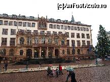 [P02] Rathaus-Primaria noua si sigla Hessenului in fata » foto by jamarazvan
 - 
<span class="allrVoted glyphicon glyphicon-heart hidden" id="av292052"></span>
<a class="m-l-10 hidden" id="sv292052" onclick="voting_Foto_DelVot(,292052,3827)" role="button">șterge vot <span class="glyphicon glyphicon-remove"></span></a>
<a id="v9292052" class=" c-red"  onclick="voting_Foto_SetVot(292052)" role="button"><span class="glyphicon glyphicon-heart-empty"></span> <b>LIKE</b> = Votează poza</a> <img class="hidden"  id="f292052W9" src="/imagini/loader.gif" border="0" /><span class="AjErrMes hidden" id="e292052ErM"></span>