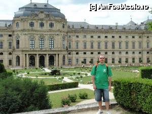[P31] In gradina Wurzburger Residenz » foto by ciprian.dima
 - 
<span class="allrVoted glyphicon glyphicon-heart hidden" id="av437238"></span>
<a class="m-l-10 hidden" id="sv437238" onclick="voting_Foto_DelVot(,437238,3830)" role="button">șterge vot <span class="glyphicon glyphicon-remove"></span></a>
<a id="v9437238" class=" c-red"  onclick="voting_Foto_SetVot(437238)" role="button"><span class="glyphicon glyphicon-heart-empty"></span> <b>LIKE</b> = Votează poza</a> <img class="hidden"  id="f437238W9" src="/imagini/loader.gif" border="0" /><span class="AjErrMes hidden" id="e437238ErM"></span>