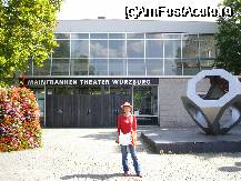 [P08] Mainfranken-Theater » foto by Costi
 - 
<span class="allrVoted glyphicon glyphicon-heart hidden" id="av26361"></span>
<a class="m-l-10 hidden" id="sv26361" onclick="voting_Foto_DelVot(,26361,3830)" role="button">șterge vot <span class="glyphicon glyphicon-remove"></span></a>
<a id="v926361" class=" c-red"  onclick="voting_Foto_SetVot(26361)" role="button"><span class="glyphicon glyphicon-heart-empty"></span> <b>LIKE</b> = Votează poza</a> <img class="hidden"  id="f26361W9" src="/imagini/loader.gif" border="0" /><span class="AjErrMes hidden" id="e26361ErM"></span>