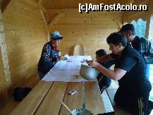 [P20] ciobanul pune rachia iar soţia lui mâncarea » foto by marocanu21
 - 
<span class="allrVoted glyphicon glyphicon-heart hidden" id="av473014"></span>
<a class="m-l-10 hidden" id="sv473014" onclick="voting_Foto_DelVot(,473014,3832)" role="button">șterge vot <span class="glyphicon glyphicon-remove"></span></a>
<a id="v9473014" class=" c-red"  onclick="voting_Foto_SetVot(473014)" role="button"><span class="glyphicon glyphicon-heart-empty"></span> <b>LIKE</b> = Votează poza</a> <img class="hidden"  id="f473014W9" src="/imagini/loader.gif" border="0" /><span class="AjErrMes hidden" id="e473014ErM"></span>