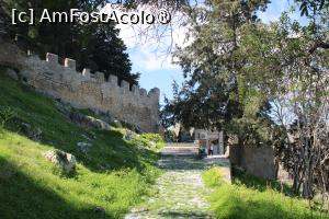 [P17] Insula Rodos, Lindos, Aproape am ajuns la intrare la Acropole » foto by mprofeanu
 - 
<span class="allrVoted glyphicon glyphicon-heart hidden" id="av1423801"></span>
<a class="m-l-10 hidden" id="sv1423801" onclick="voting_Foto_DelVot(,1423801,3837)" role="button">șterge vot <span class="glyphicon glyphicon-remove"></span></a>
<a id="v91423801" class=" c-red"  onclick="voting_Foto_SetVot(1423801)" role="button"><span class="glyphicon glyphicon-heart-empty"></span> <b>LIKE</b> = Votează poza</a> <img class="hidden"  id="f1423801W9" src="/imagini/loader.gif" border="0" /><span class="AjErrMes hidden" id="e1423801ErM"></span>