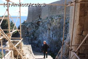 [P20] Insula Rodos, Lindos, Acropole, Castelul pozat de sus de la intrare, se vede la bază Exedra Semicirculară... » foto by mprofeanu
 - 
<span class="allrVoted glyphicon glyphicon-heart hidden" id="av1423804"></span>
<a class="m-l-10 hidden" id="sv1423804" onclick="voting_Foto_DelVot(,1423804,3837)" role="button">șterge vot <span class="glyphicon glyphicon-remove"></span></a>
<a id="v91423804" class=" c-red"  onclick="voting_Foto_SetVot(1423804)" role="button"><span class="glyphicon glyphicon-heart-empty"></span> <b>LIKE</b> = Votează poza</a> <img class="hidden"  id="f1423804W9" src="/imagini/loader.gif" border="0" /><span class="AjErrMes hidden" id="e1423804ErM"></span>