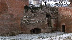 [P14] Cetatea Oradea - în ruinele unui bastion » foto by Dragoș_MD
 - 
<span class="allrVoted glyphicon glyphicon-heart hidden" id="av397709"></span>
<a class="m-l-10 hidden" id="sv397709" onclick="voting_Foto_DelVot(,397709,3848)" role="button">șterge vot <span class="glyphicon glyphicon-remove"></span></a>
<a id="v9397709" class=" c-red"  onclick="voting_Foto_SetVot(397709)" role="button"><span class="glyphicon glyphicon-heart-empty"></span> <b>LIKE</b> = Votează poza</a> <img class="hidden"  id="f397709W9" src="/imagini/loader.gif" border="0" /><span class="AjErrMes hidden" id="e397709ErM"></span>