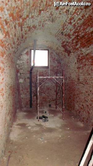 [P17] Cetatea Oradea - se lucrează și pe interior » foto by Dragoș_MD
 - 
<span class="allrVoted glyphicon glyphicon-heart hidden" id="av397712"></span>
<a class="m-l-10 hidden" id="sv397712" onclick="voting_Foto_DelVot(,397712,3848)" role="button">șterge vot <span class="glyphicon glyphicon-remove"></span></a>
<a id="v9397712" class=" c-red"  onclick="voting_Foto_SetVot(397712)" role="button"><span class="glyphicon glyphicon-heart-empty"></span> <b>LIKE</b> = Votează poza</a> <img class="hidden"  id="f397712W9" src="/imagini/loader.gif" border="0" /><span class="AjErrMes hidden" id="e397712ErM"></span>