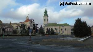 [P29] Oradea - piața Unirii, biserica Sfântul Ladislau (romano-catolică) și o parte din Primărie » foto by Dragoș_MD
 - 
<span class="allrVoted glyphicon glyphicon-heart hidden" id="av397758"></span>
<a class="m-l-10 hidden" id="sv397758" onclick="voting_Foto_DelVot(,397758,3848)" role="button">șterge vot <span class="glyphicon glyphicon-remove"></span></a>
<a id="v9397758" class=" c-red"  onclick="voting_Foto_SetVot(397758)" role="button"><span class="glyphicon glyphicon-heart-empty"></span> <b>LIKE</b> = Votează poza</a> <img class="hidden"  id="f397758W9" src="/imagini/loader.gif" border="0" /><span class="AjErrMes hidden" id="e397758ErM"></span>