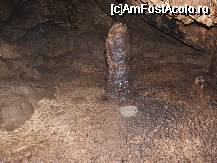 [P15x] o uriasa stalagmita » foto by danoradea
 - 
<span class="allrVoted glyphicon glyphicon-heart hidden" id="av26850"></span>
<a class="m-l-10 hidden" id="sv26850" onclick="voting_Foto_DelVot(,26850,3850)" role="button">șterge vot <span class="glyphicon glyphicon-remove"></span></a>
<a id="v926850" class=" c-red"  onclick="voting_Foto_SetVot(26850)" role="button"><span class="glyphicon glyphicon-heart-empty"></span> <b>LIKE</b> = Votează poza</a> <img class="hidden"  id="f26850W9" src="/imagini/loader.gif" border="0" /><span class="AjErrMes hidden" id="e26850ErM"></span>