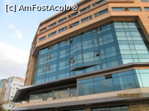 [P10] Hotelul Esplanada de pe faleză.  » foto by Zoazore
 - 
<span class="allrVoted glyphicon glyphicon-heart hidden" id="av1088860"></span>
<a class="m-l-10 hidden" id="sv1088860" onclick="voting_Foto_DelVot(,1088860,3854)" role="button">șterge vot <span class="glyphicon glyphicon-remove"></span></a>
<a id="v91088860" class=" c-red"  onclick="voting_Foto_SetVot(1088860)" role="button"><span class="glyphicon glyphicon-heart-empty"></span> <b>LIKE</b> = Votează poza</a> <img class="hidden"  id="f1088860W9" src="/imagini/loader.gif" border="0" /><span class="AjErrMes hidden" id="e1088860ErM"></span>
