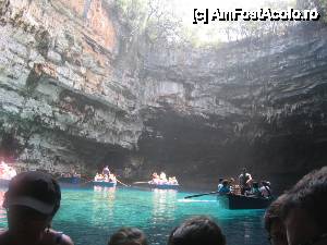 [P15] Lacul Melissani » foto by Lorelay13
 - 
<span class="allrVoted glyphicon glyphicon-heart hidden" id="av458209"></span>
<a class="m-l-10 hidden" id="sv458209" onclick="voting_Foto_DelVot(,458209,3858)" role="button">șterge vot <span class="glyphicon glyphicon-remove"></span></a>
<a id="v9458209" class=" c-red"  onclick="voting_Foto_SetVot(458209)" role="button"><span class="glyphicon glyphicon-heart-empty"></span> <b>LIKE</b> = Votează poza</a> <img class="hidden"  id="f458209W9" src="/imagini/loader.gif" border="0" /><span class="AjErrMes hidden" id="e458209ErM"></span>