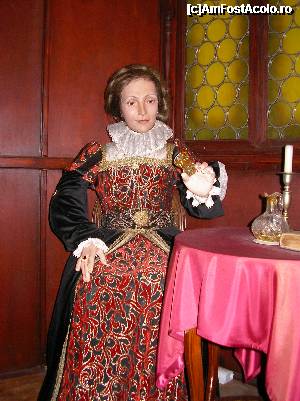 [P13] Strasbourg - Muzeul ”Secretele Ciocolatei” - Ana de Austria, savurează ciocolata.  » foto by doina_c24
 - 
<span class="allrVoted glyphicon glyphicon-heart hidden" id="av401824"></span>
<a class="m-l-10 hidden" id="sv401824" onclick="voting_Foto_DelVot(,401824,3883)" role="button">șterge vot <span class="glyphicon glyphicon-remove"></span></a>
<a id="v9401824" class=" c-red"  onclick="voting_Foto_SetVot(401824)" role="button"><span class="glyphicon glyphicon-heart-empty"></span> <b>LIKE</b> = Votează poza</a> <img class="hidden"  id="f401824W9" src="/imagini/loader.gif" border="0" /><span class="AjErrMes hidden" id="e401824ErM"></span>