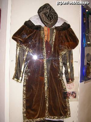 [P24] Strasbourg - Muzeul ”Secretele Ciocolatei” - e rândul domnilor la cabina de probă.  » foto by doina_c24
 - 
<span class="allrVoted glyphicon glyphicon-heart hidden" id="av401835"></span>
<a class="m-l-10 hidden" id="sv401835" onclick="voting_Foto_DelVot(,401835,3883)" role="button">șterge vot <span class="glyphicon glyphicon-remove"></span></a>
<a id="v9401835" class=" c-red"  onclick="voting_Foto_SetVot(401835)" role="button"><span class="glyphicon glyphicon-heart-empty"></span> <b>LIKE</b> = Votează poza</a> <img class="hidden"  id="f401835W9" src="/imagini/loader.gif" border="0" /><span class="AjErrMes hidden" id="e401835ErM"></span>